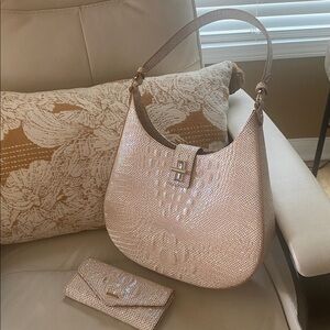 Brahmin crocodile embossed Cream Shoulder Bag and matching wallet.